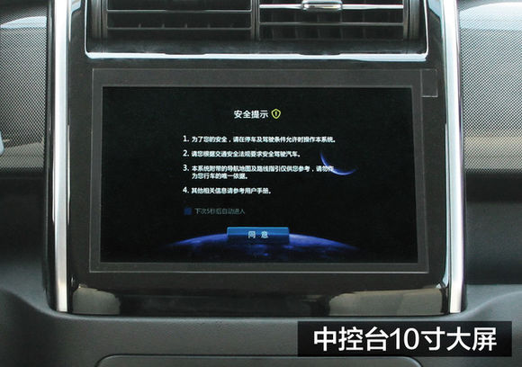 uX7002Pv8lajv0f2.jpg
